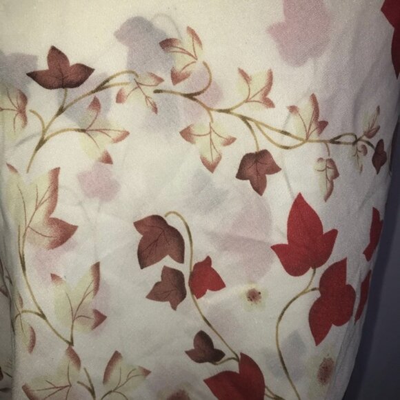 Accessories - Red & black Square leaf scarf